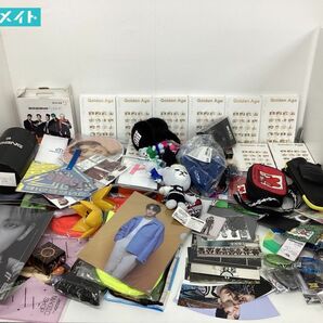 【同梱不可/現状】K-POP グッズ まとめ売り BTS BIGBANG 他 クリアファイル ぬいぐるみ アクリルキーホルダー 他の画像1