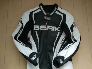 56/3XLサイズ BERIK ベリック RACINGSUITS レーシングスーツ BLACK ★ 革ツナギ