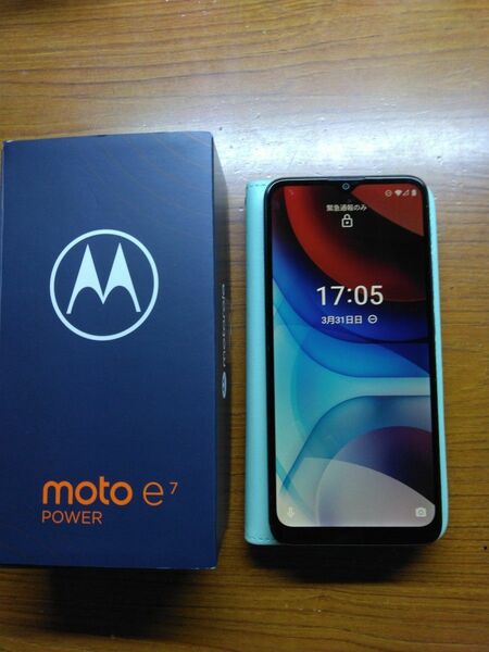 モトローラ　moto e7 power