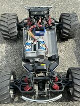 トラクサス　E-MAXX ラジコンカー　モンスタートラック_画像5