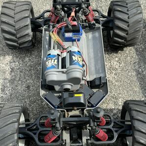 トラクサス E-MAXX ラジコンカー モンスタートラックの画像5