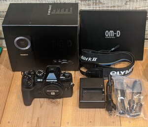 美品　シャッター回数少ない　OLYMPUS　オリンパス　E-M1mark2 ボディ