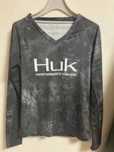 huk Tシャツ レディースsサイズ　ほぼ新品未使用_画像4