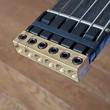 Steinberger Spirit GT-PRO QUILT TOP DELUXE NATURAL スタインバーガー ヘッドレス エレキギター ストリングアダプター ソフトケース付き_画像5
