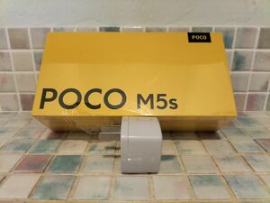 xiaomi poco M5s 4-128GB 灰色　日本語＋グーグルプレイ対応　アンツツ35万点　g95 トリプルスロット