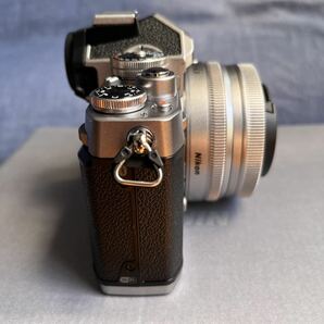 Nikon Z fc 16-50 VR SL レンズキット シルバーの画像6