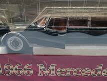 玩具【 Sun Star / ダイキャストミニカー ベンツ600（METAL DIE-CAST 1966 Mercedes-Benz 600 1:18SCALE） 】検索タグ) 希少品 保管品 HT_画像3