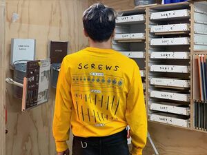 伊勢丹新宿店購入 国内正規品 新品 Tom Sachs Logjam Long Sleeve Tee Yellow XXLサイズ トムサックス Tシャツ Retail Experience 店舗体験