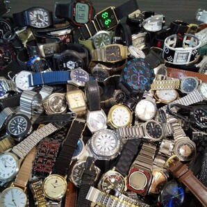 腕時計まとめて メンズ腕時計 レディース腕時計 合計250個 総重量約14.5Kgジャンクの画像9