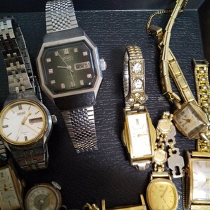 年代物 腕時計まとめて SEIKO CITIZEN TIMEXなど 手巻き 自動巻きクォーツ メンズ レディース腕時計 懐中時計含む合計27個 ジャンクの画像9