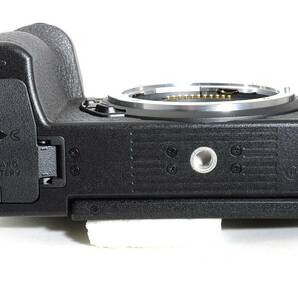 ★ほぼ新品★ Nikon ニコン ミラーレス一眼 Z30 ボディ ★ショット数 1035回の画像5