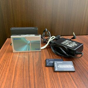 美品　動作確認済　Kyocera 京セラ　fine am SL300R コンパクトデジタルカメラ バッテリー2個付　ブルー