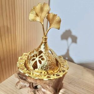 リーフ, 金属製の香炉,豪華な透かし彫り,ゴールド