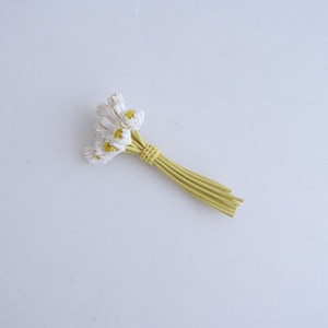 [ new goods / regular price 1.5 ten thousand ] rough rule la fleur *daisy bouquet white tab gsa corsage * yellow flower (ac84-2403-156)[31D42]