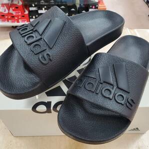 新品即決28.5cm★adidasアディダス ADILETTE AQUA アディレッタアクア メンズ シャワーサンダル★スポーツサンダル 人気定番サンダル★軽量