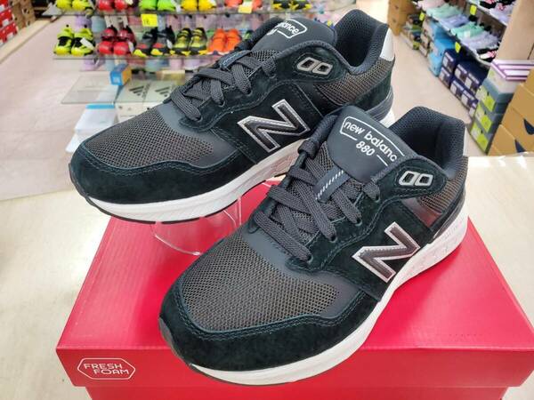 新品即決23.5cm★newbalanceニューバランス WW880 BK6 レディース ウォーキングシューズ★幅2E カジュアルスニーカー★履き心地抜群◎