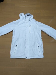 volcom　 l gore-tex　ジャケット　白　XLサイズ　ウェア