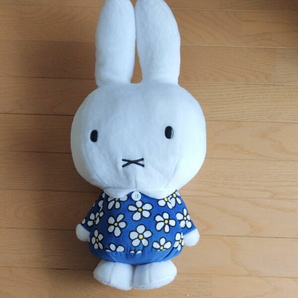 ぬいぐるみ BIG ミッフィー miffy プライズ商品　ビッグ