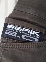 BERIK 2.0 MOTORCYCLE JEANS REINFORCED WITH DUPONT KAVLAR ベリック Impac Tec カーキグリーン　デュポン社製ケブラー SIZE:28 _画像3