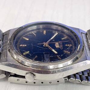 SEIKO セイコー 5 AUTOMATIC オートマチック 自動巻 7009-3070 デイデイト ブラック ゴールド 腕時計の画像3