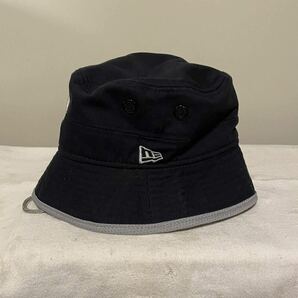 NEW ERA ニューエラ NYヤンキース Lサイズ USED バケットハット 濃紺 帽子 刺繍 登山の画像4