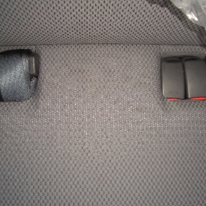 キャラバン NV350 E26 セカンドシート ステ・ベルト受付 の画像2
