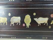 k清代・木彫り 收藏 【 木器貝掛屏風（五牛圖。）】 中國古美術品 時代物 賞品 家具 木器 置物 3.31_画像4