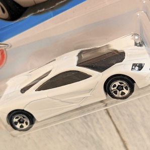 マクラーレン Ｆ１ McLAREN F1 白■*難 2022 US版 HOT WHEELS ホットウィールの画像2