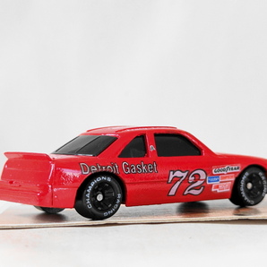 ◆ナスカー NASCAR◆トレイシー・レスリー Tracy Leslie デトロイト・ガスケット◆1/64 LOOSE RACING CHAMPIONS レーシング チャンピオンの画像2