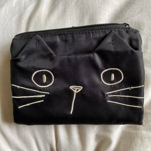 猫　ねこ　財布　さいふ　がま口　刺繍