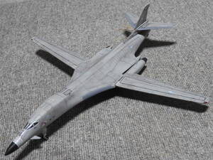 ★1/144 アメリカ空軍 爆撃機 B-1Bランサー★（完成品）