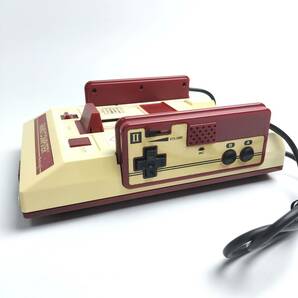 ★動作確認済み★ 送料無料! ファミコン 本体 任天堂 Nintendo Famicom ファミリーコンピュータの画像3