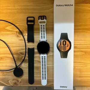 Galaxy Watch 4 ブラック スマートウォッチ 44mm