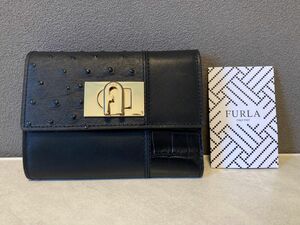 FURLA 3つ折り　財布　ブラック