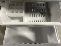 【美品】AQUA 2ドア冷蔵庫 AQR-13J 2020年製 通電確認済み 大容量フリーザー 低温フリーケース 耐熱100℃テーブル 強化ガラス棚_画像6