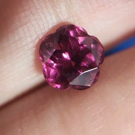 天然ロードライトガーネット 1.187ct