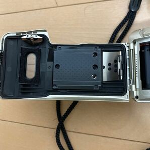 OLYMPUS オリンパス コンパクトフィルムカメラ 2個まとめ 未確認 μ (mju )ZOOM 105 の画像4