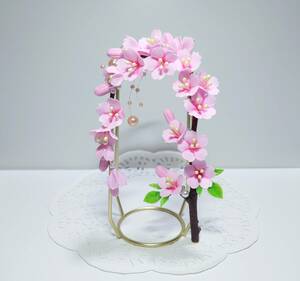 （ねこたぬ工房）ハンドメイド☆樹脂粘土☆桜☆さくら☆枝垂れ桜☆金色スタンド☆置物