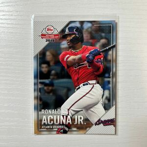 2019 Topps Nationl Baseball Card Day Ronald Acuna Jr.