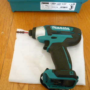 美品 マキタ 10.8V 充電式インパクトドライバ TD110D  MAKITA の画像3