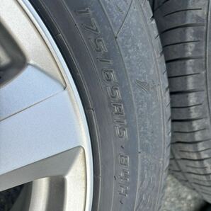 ホイールタイヤセット 175/65R15 アクアの画像10