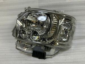 9818 ハイエース 200 4型〜 ダークプライム 左ヘッドライト LED KOITO 26-137 打刻 A4 81185-26A41