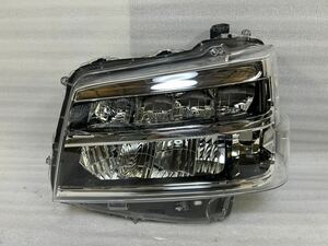 9824 ジャンク ハイゼット カーゴ S700V 左ヘッドライト LED ICHIKOH A011 81150-B5210