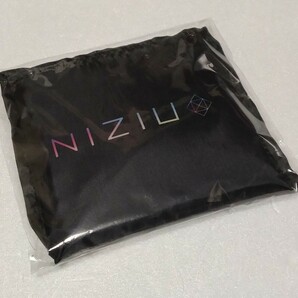 NiziU ニジュ― エコバッグ 黒の画像1