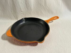 中古美品　ル・クルーゼ LE CREUSET フランス製フライパン調理器具 キッチン用品 