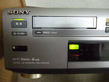 i251 ソニー/SONY Hi8/VHS Wデッキ 【 WV-H5 】 中古　　本体 　ジャンク_画像2