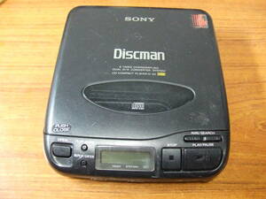 i296 SONY ポータブルCDプレーヤー Discman D-33 中古　再生OK