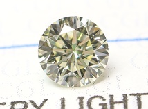 【１００円～】VS1！0.385ｃｔ 天然ダイヤ VERY LIGHT YELLOW（ナチュラルカラー）Very Good！_画像1