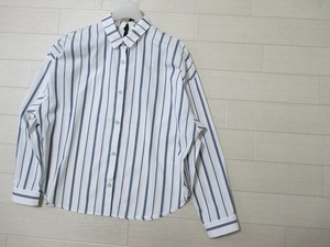 THE SHIRT by upper hights*アッパーハイツ　後ろリボンストライプシャツ　サイズ1