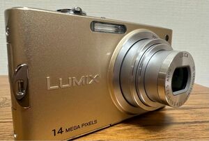 美品 デジカメ LUMIX DMC-FX66-N （リュクスゴールド）非売品三脚付き！